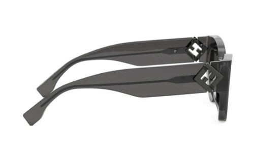 Fendi FE40146I - 20A - 52 Napszemüvegek Szürke Cat Eye (Macskaszem)