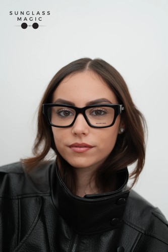 Balenciaga BB0376O - 001 - 54 Optikai keretek Fekete Szögletes