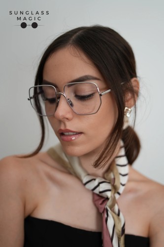 Loewe LW50079U - 016 - 58 - KÉK-IBOLYA FÉNYT SZŰRŐ LENCSÉKKEL Optikai keretek Ezüst Szögletes