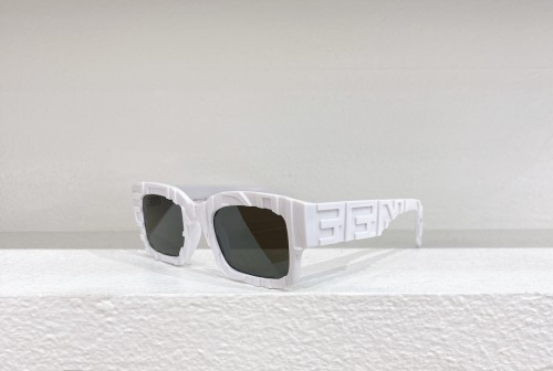 Fendi - Napszemüvegek - FE40104I - 25X - 50